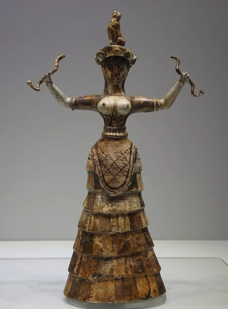 The ‘Minoan Snake Goddess’, found in Knossos, Crete. (Wikimedia Commons)